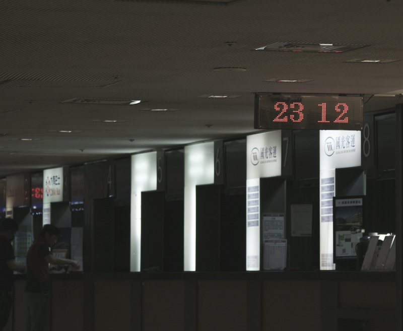 深夜の台北、桃園国際空港