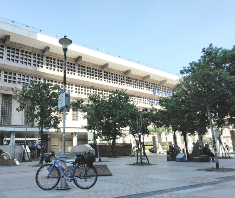 台北駅から輪行をする