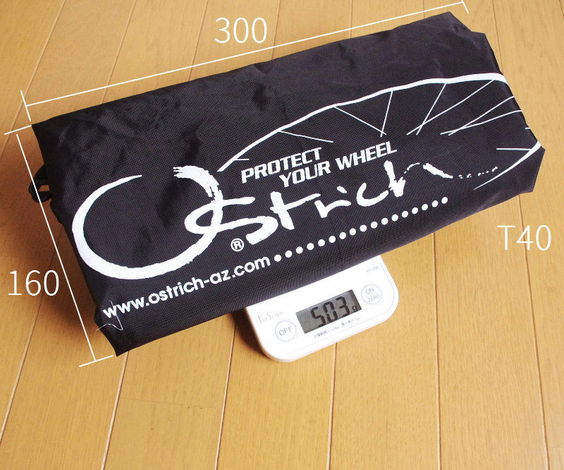 オーストリッチの車輪カバーは丈夫だがやや重たい